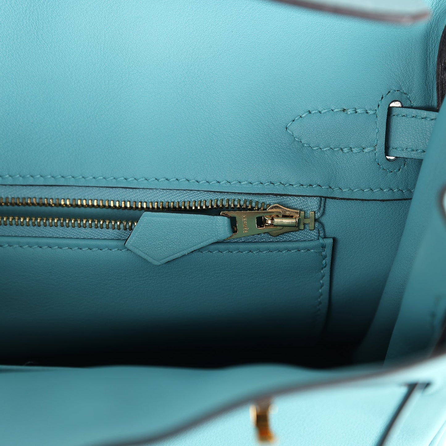 Hermes Birkin 25 Bleu Saint Cyr Swift Gold Hardware