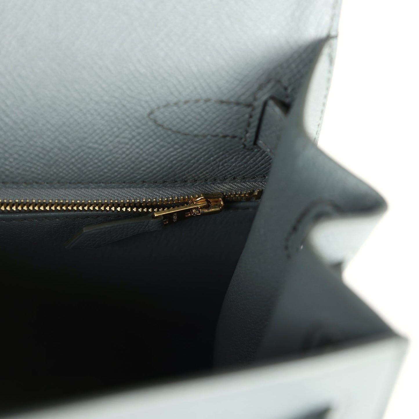 Hermes Kelly Sellier 28 Vert Amande Epsom Gold Hardware