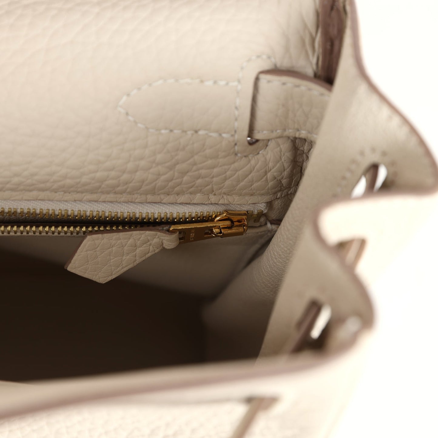 Hermes Kelly Retourne 28 Nata Togo Gold Hardware